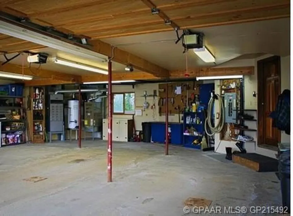 13213 92 Street Peace River AB T8S 1X1