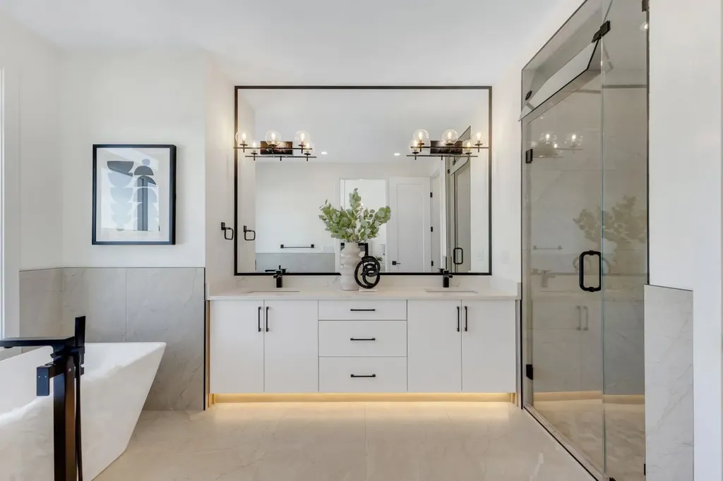 415 37 Avenue NW Calgary AB T2K 0C6