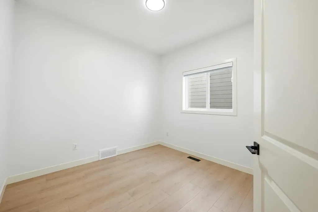 81 Saddlemont Road NE Calgary AB T3J 5E4