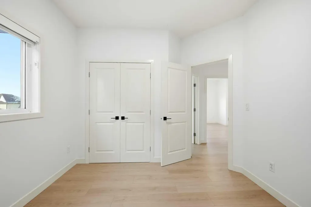 81 Saddlemont Road NE Calgary AB T3J 5E4