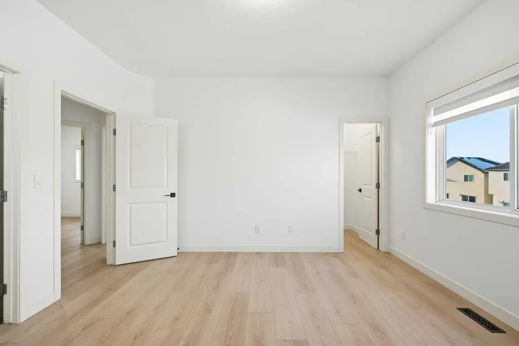 81 Saddlemont Road NE Calgary AB T3J 5E4