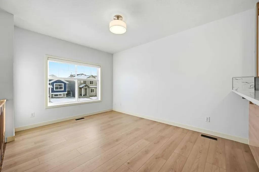 81 Saddlemont Road NE Calgary AB T3J 5E4