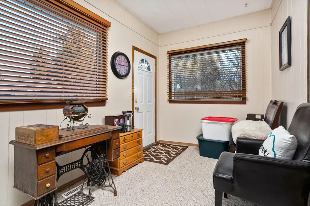4825 51 Street Sedgewick AB T0B4C0
