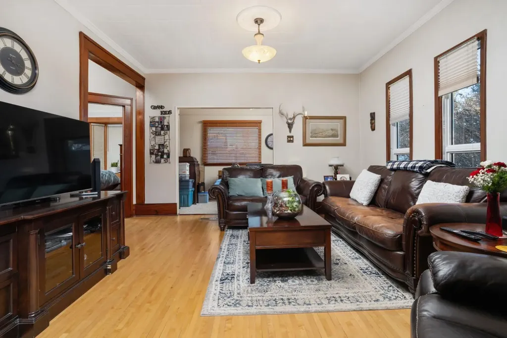4825 51 Street Sedgewick AB T0B4C0