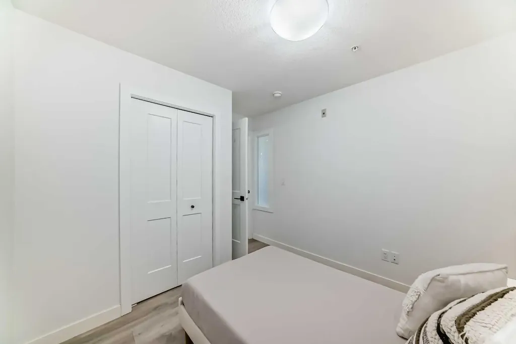 30 Sage Hill Walk NW Calgary AB T3R 2A9