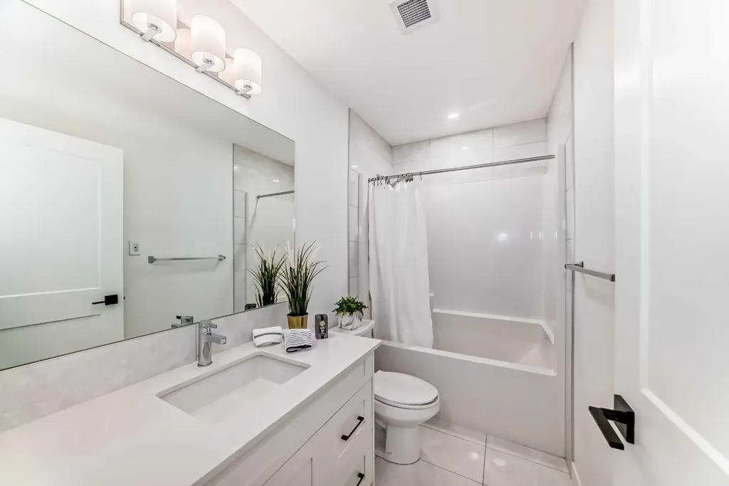 30 Sage Hill Walk NW Calgary AB T3R 2A9