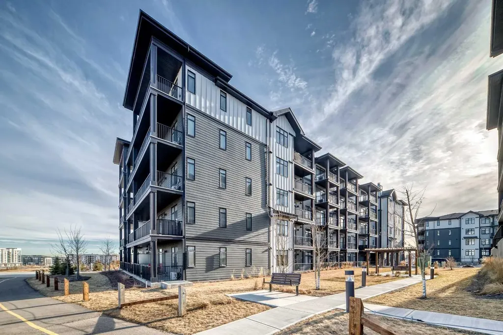 30 Sage Hill Walk NW Calgary AB T3R 2A9