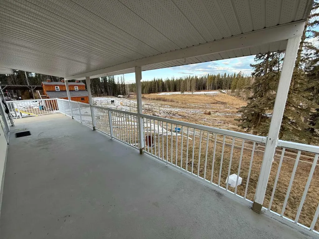 23518 Highway 16 Rural Yellowhead County AB T7V 1X6
