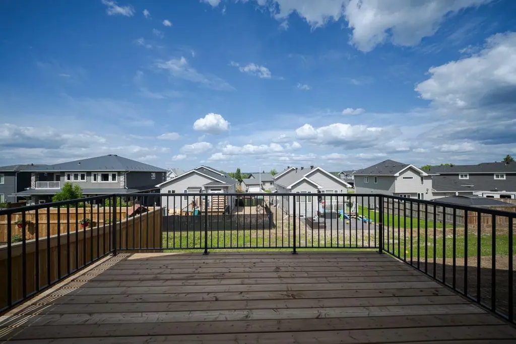 176 Beaveridge Close Fort Mcmurray AB T9H 2V3