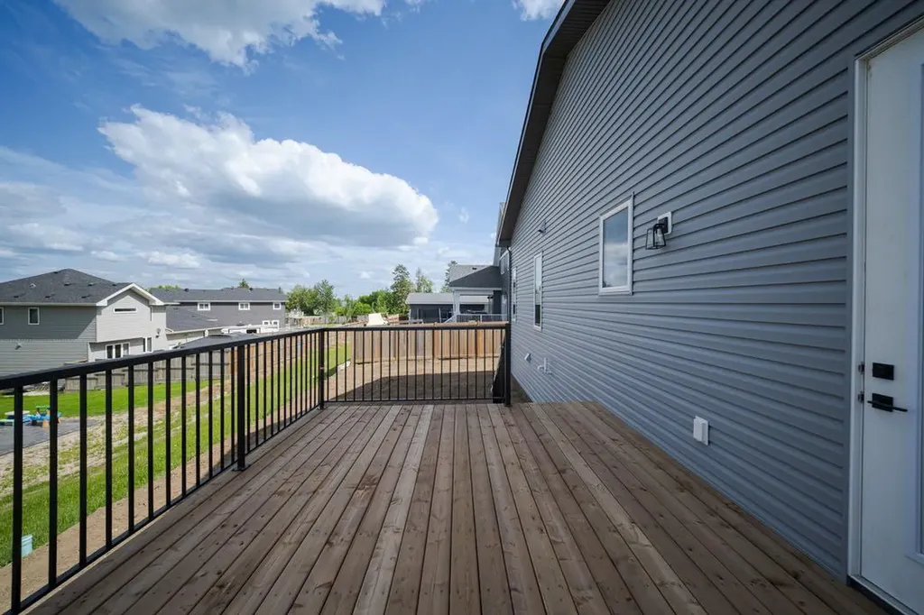 176 Beaveridge Close Fort Mcmurray AB T9H 2V3
