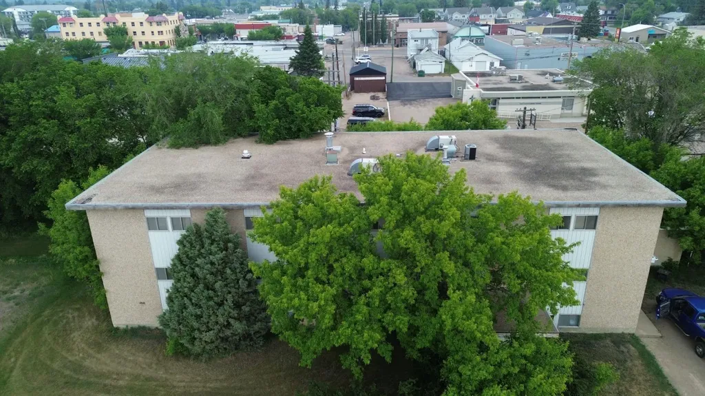 1009 1 Avenue Wainwright AB T9W 1S5