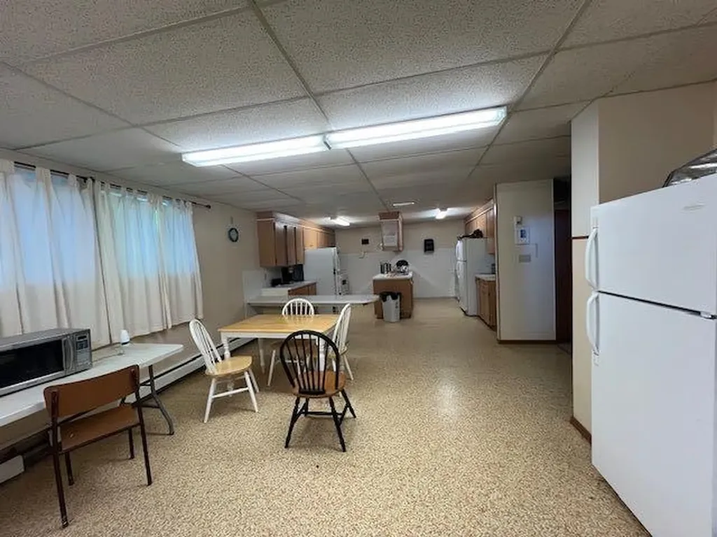 1009 1 Avenue Wainwright AB T9W 1S5