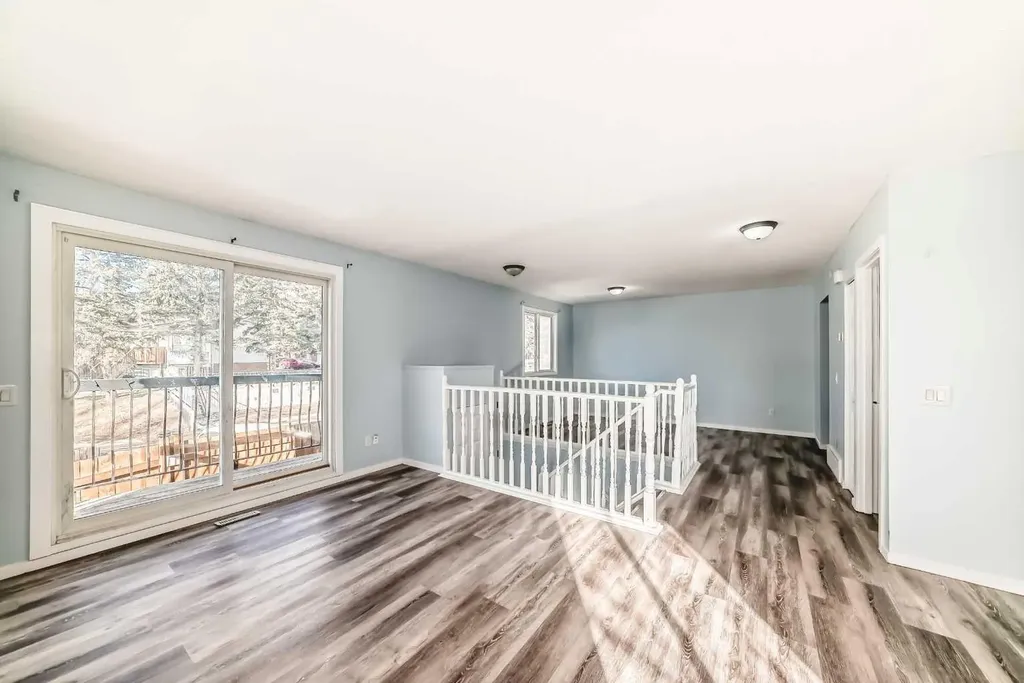 151F Pinehill Road NE Calgary AB T1Y 2C4