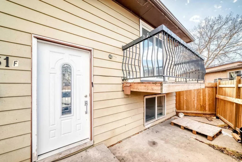 151F Pinehill Road NE Calgary AB T1Y 2C4