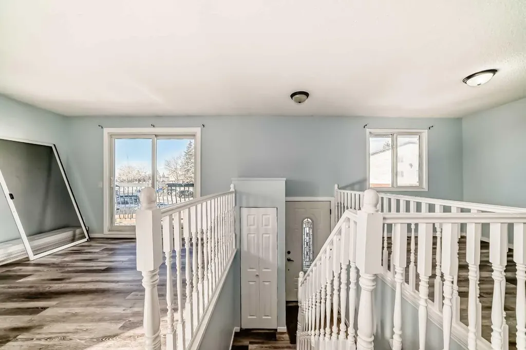 151F Pinehill Road NE Calgary AB T1Y 2C4