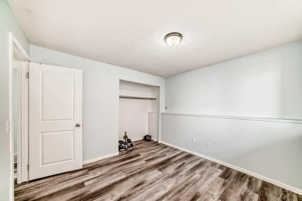 151F Pinehill Road NE Calgary AB T1Y 2C4