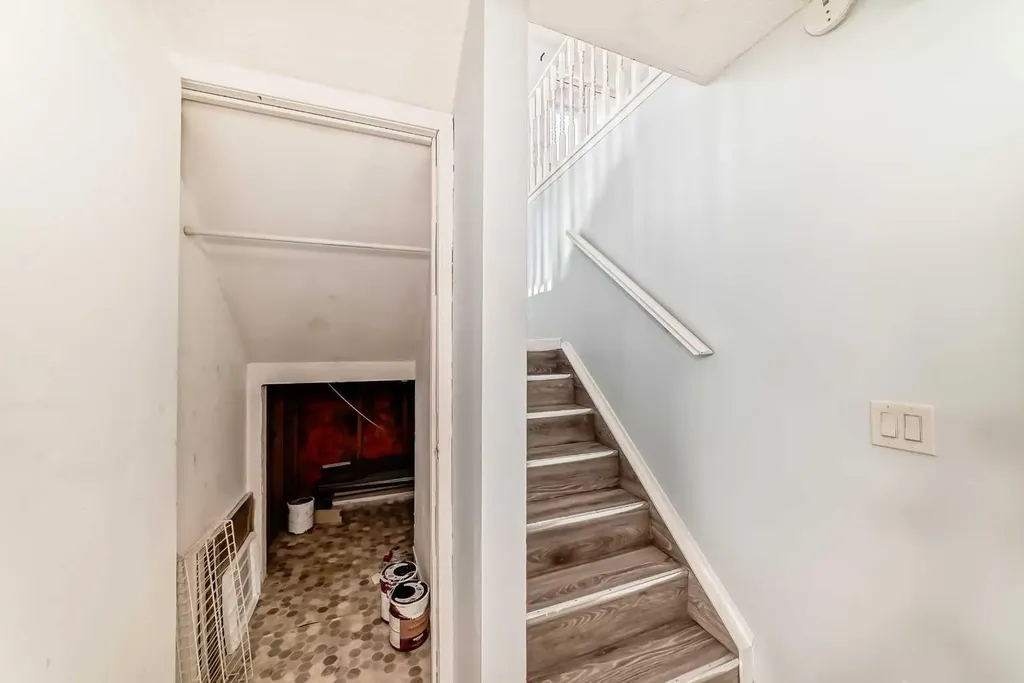 151F Pinehill Road NE Calgary AB T1Y 2C4