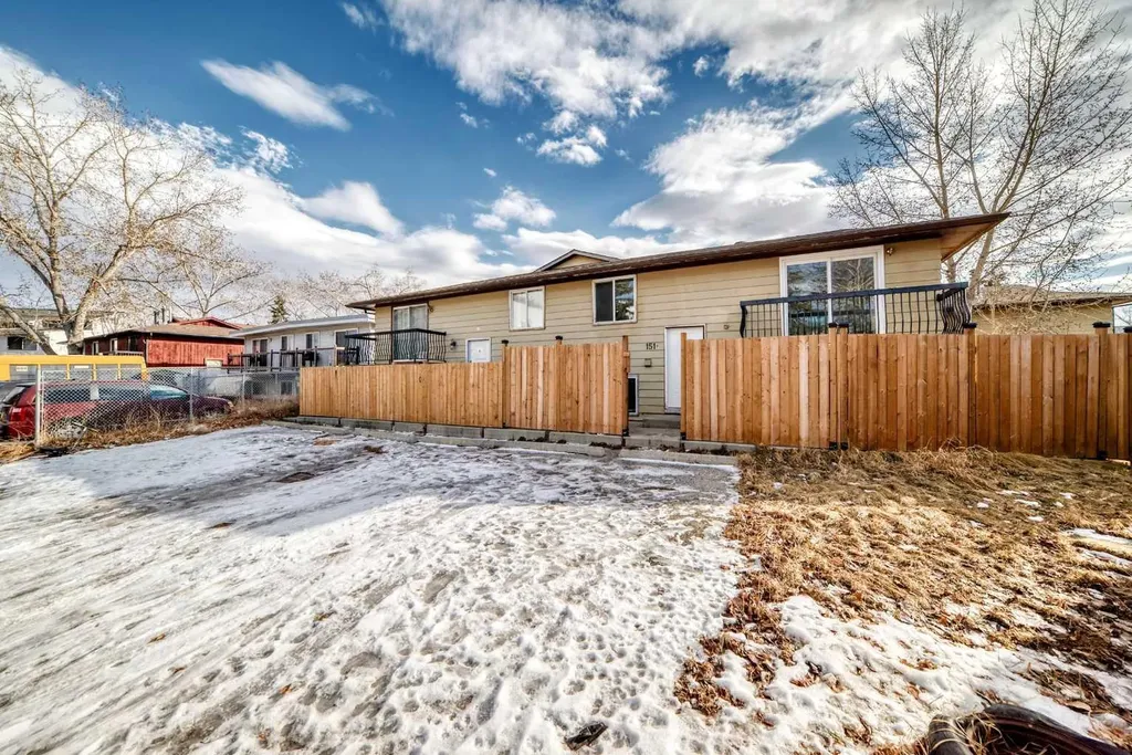 151F Pinehill Road NE Calgary AB T1Y 2C4