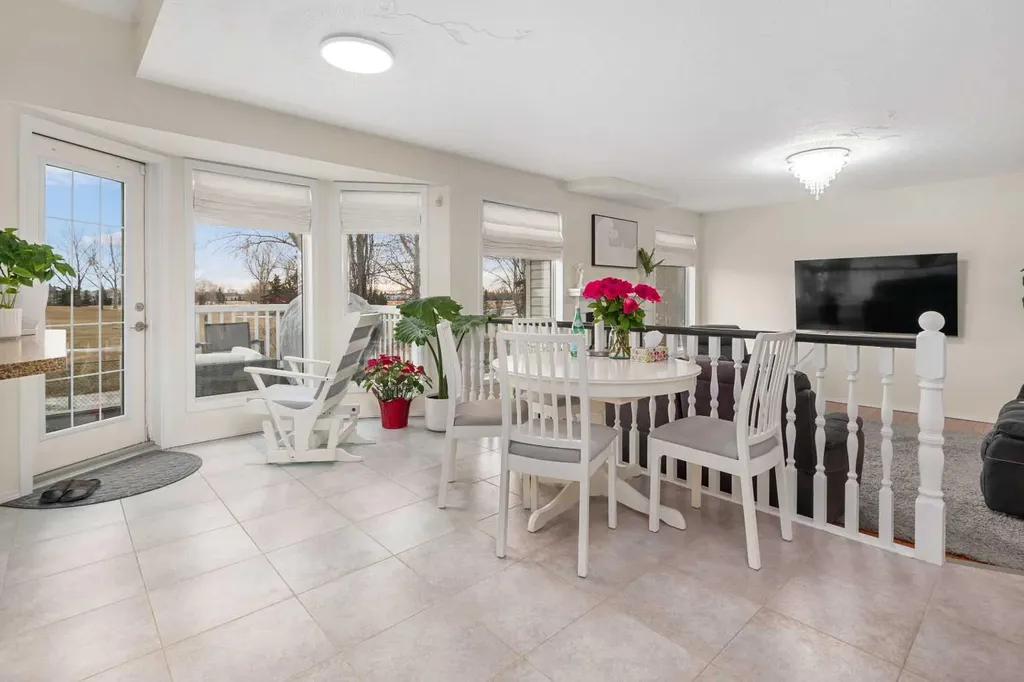 704 Woodside Drive Airdrie AB T4B2G9
