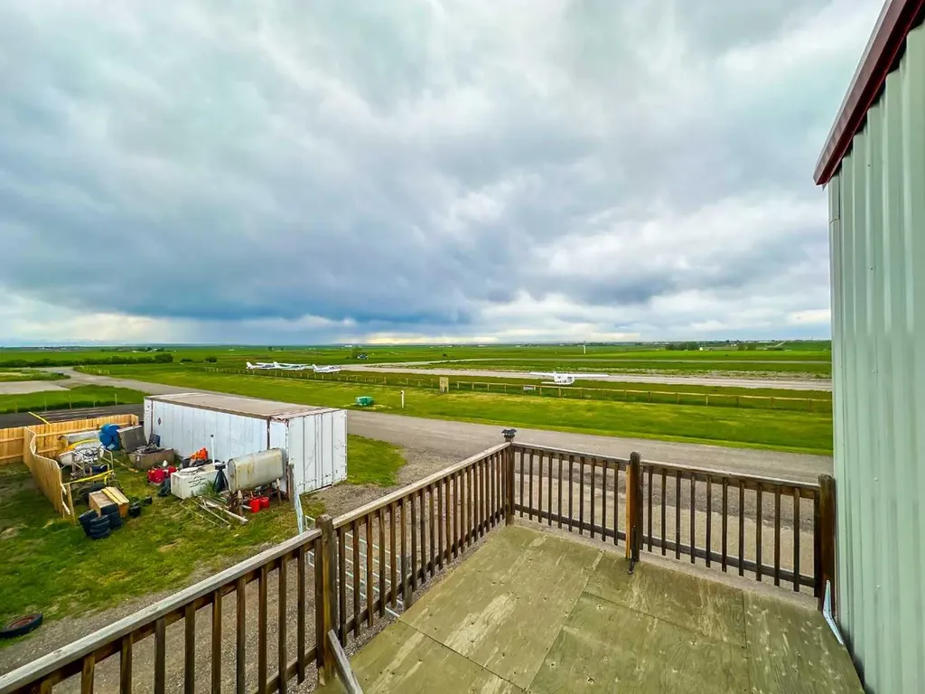 N1 North Airport Close High River AB T1V 1M5