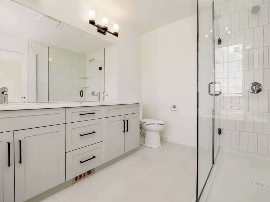 118 Miners Road W Lethbridge AB T1J5x9