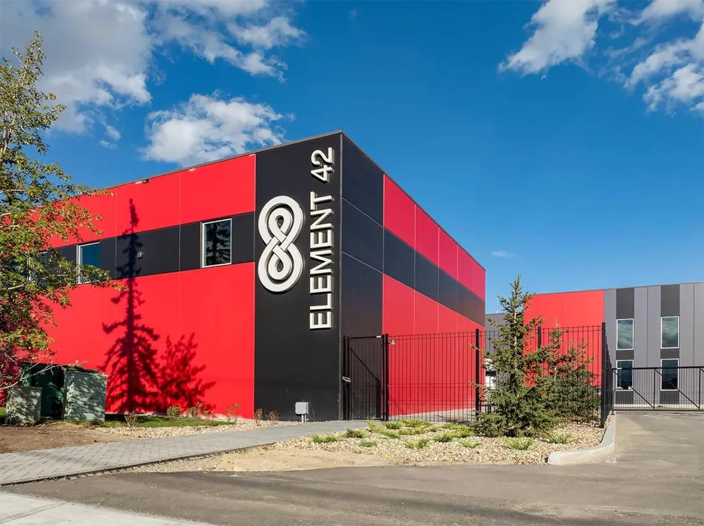4412 9 Street SE Calgary AB T2G3C9