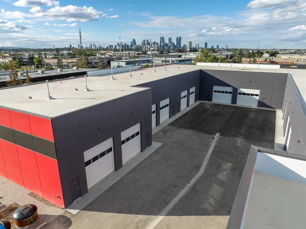 4412 9 Street SE Calgary AB T2G3C9