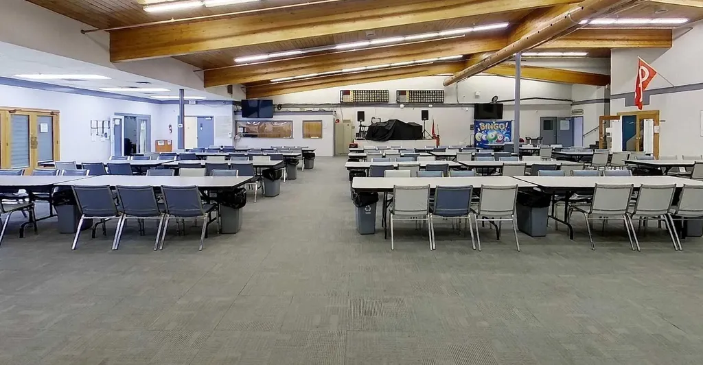 5023 3rd Avenue Edson AB T7E 1X7