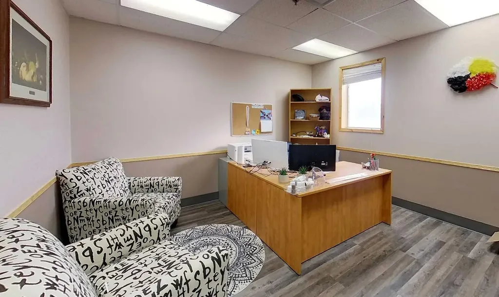 5023 3rd Avenue Edson AB T7E 1X7