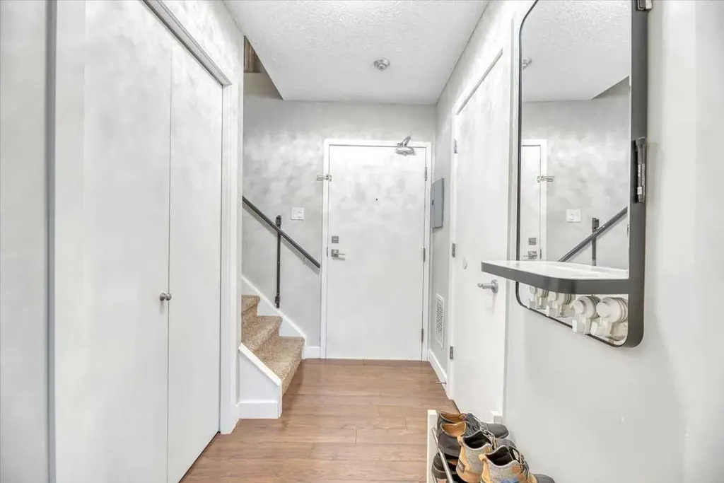 1720 13 Street SW Calgary AB T2T 3P4