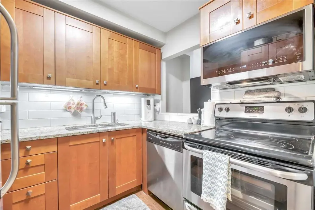 1720 13 Street SW Calgary AB T2T 3P4