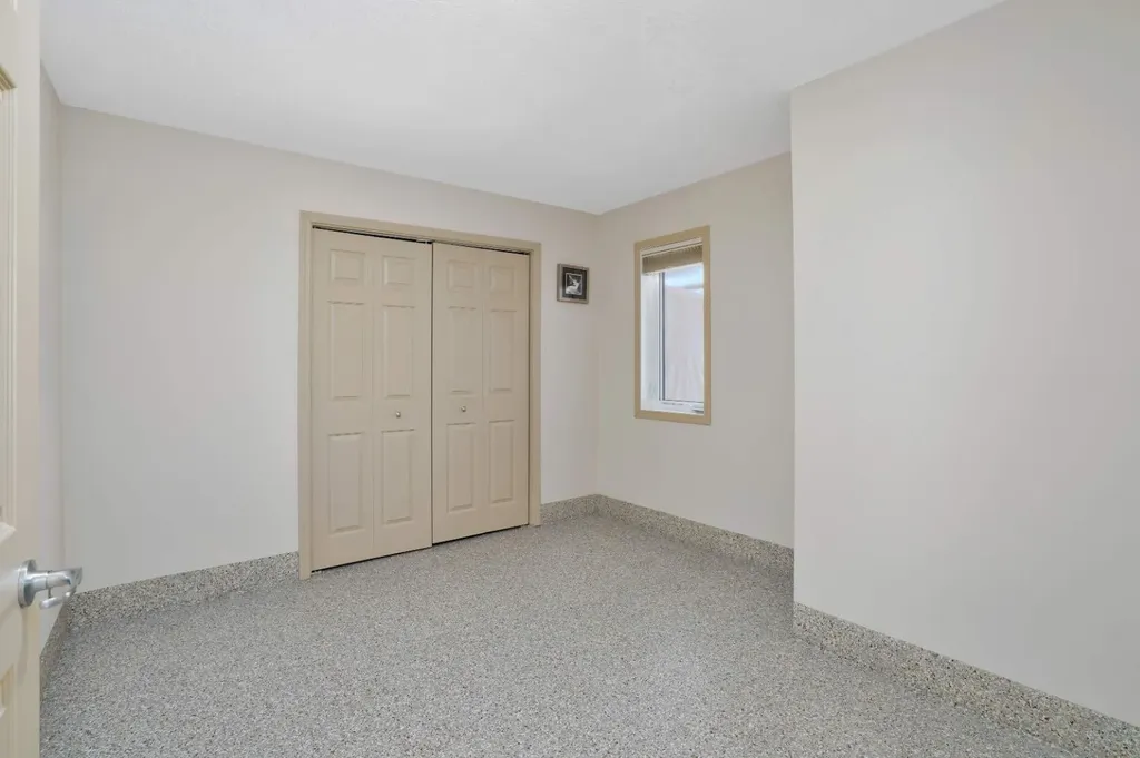 43A Sands Street Rochon Sands AB T0C 3B0