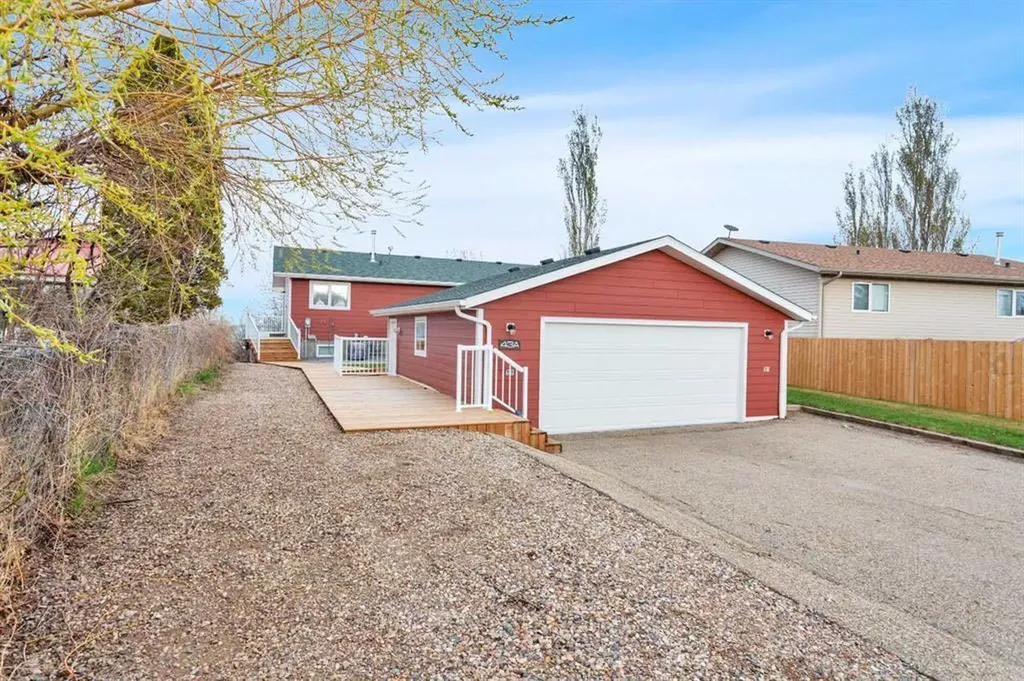 43A Sands Street Rochon Sands AB T0C 3B0