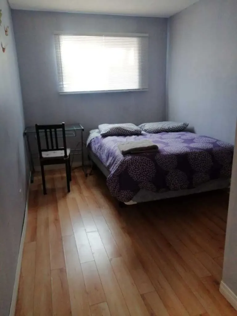 649 Pineland Road NE Calgary AB T1Y 3L5