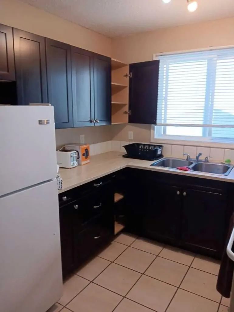 649 Pineland Road NE Calgary AB T1Y 3L5