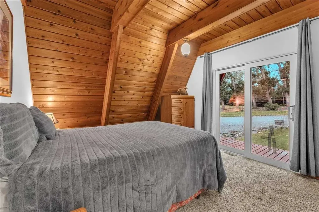241037 Rge Road 241 Rural Wheatland County AB T1P 2C3