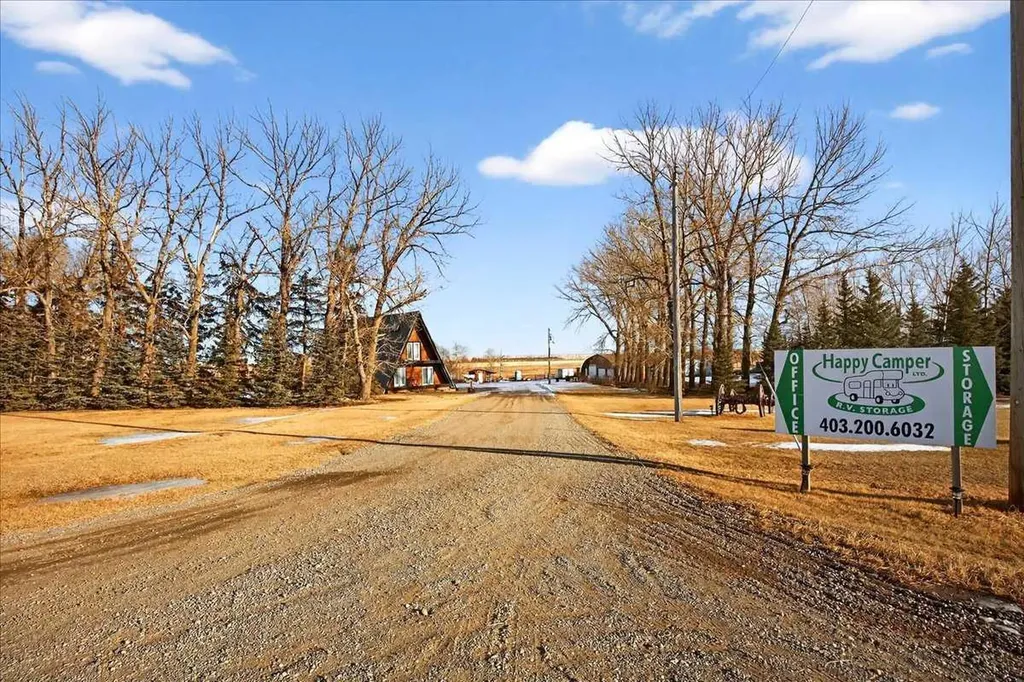 241037 Rge Road 241 Rural Wheatland County AB T1P 2C3