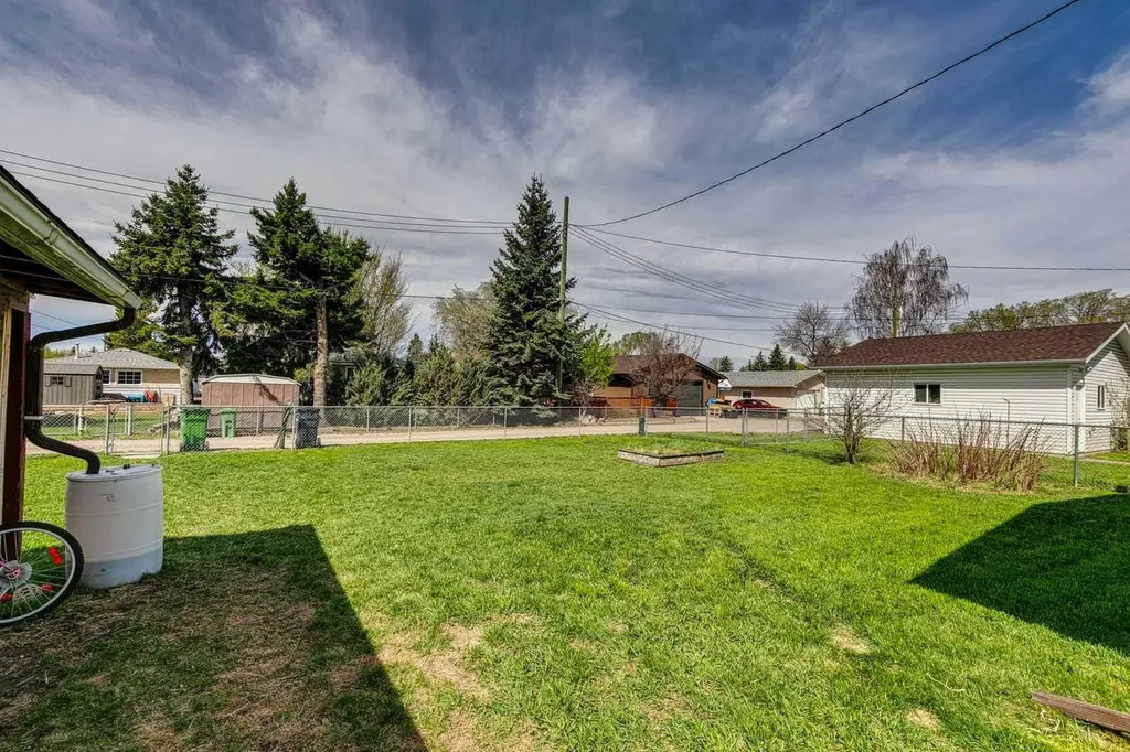 114 Wheatland Trail Strathmore AB T1P 1A6