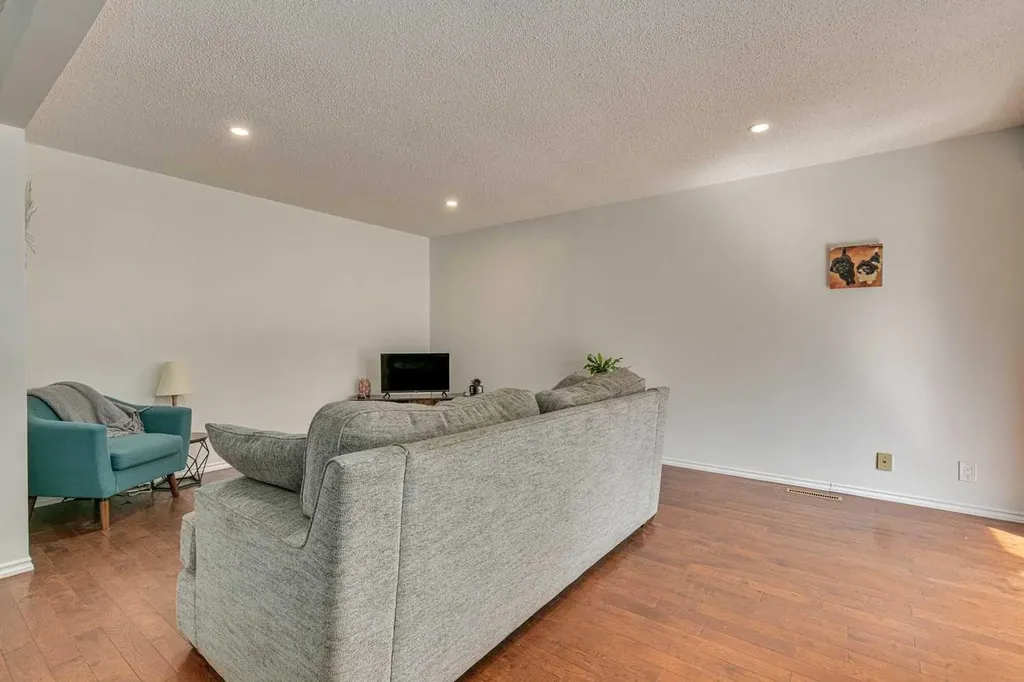 114 Wheatland Trail Strathmore AB T1P 1A6