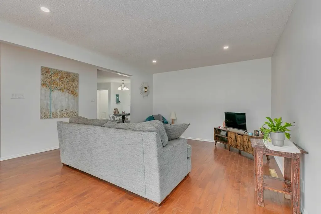 114 Wheatland Trail Strathmore AB T1P 1A6