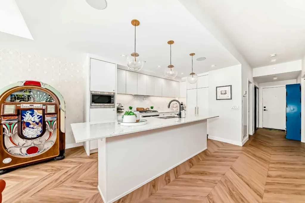 8505 Broadcast Avenue SW Calgary AB T3H 6B5