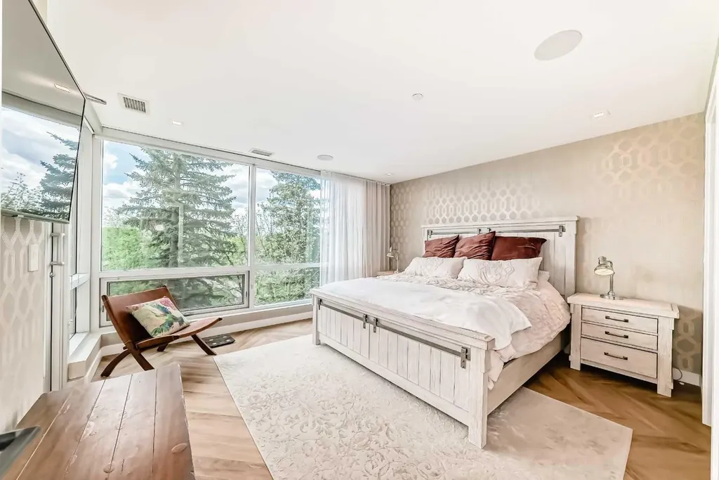 8505 Broadcast Avenue SW Calgary AB T3H 6B5