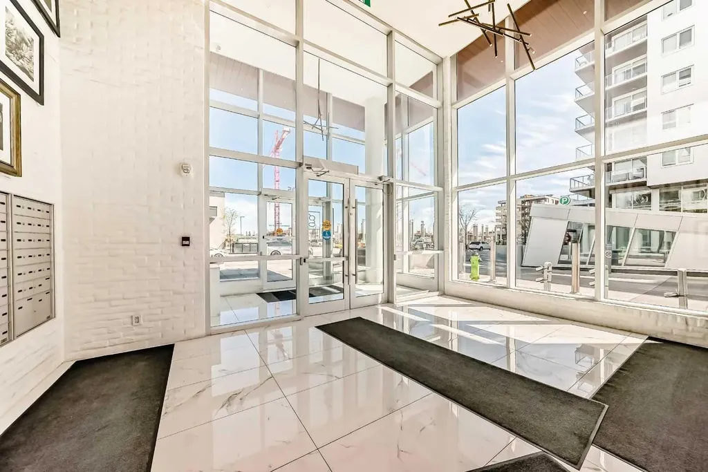 8505 Broadcast Avenue SW Calgary AB T3H 6B5