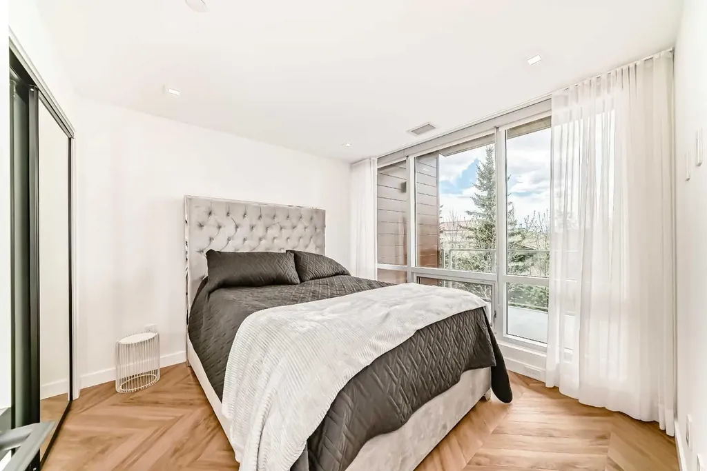 8505 Broadcast Avenue SW Calgary AB T3H 6B5
