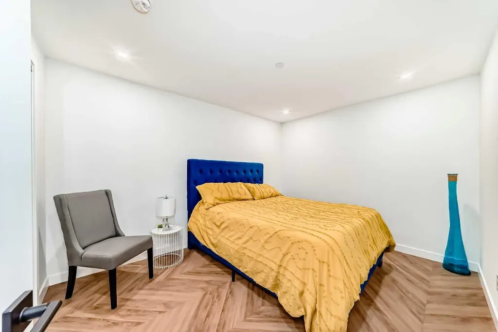 8505 Broadcast Avenue SW Calgary AB T3H 6B5
