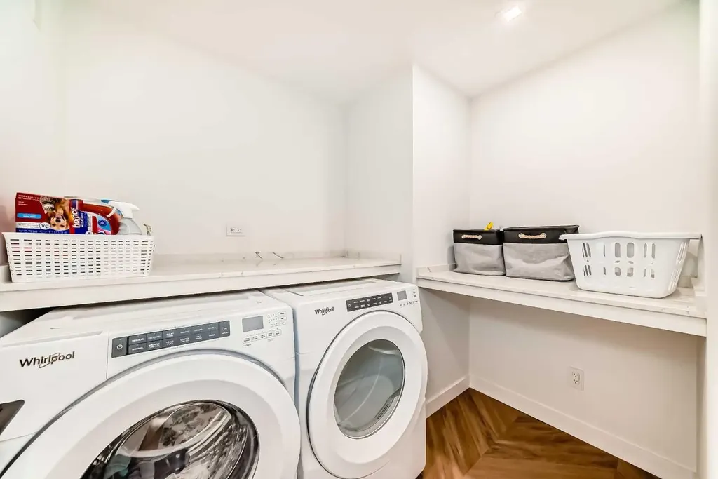 8505 Broadcast Avenue SW Calgary AB T3H 6B5
