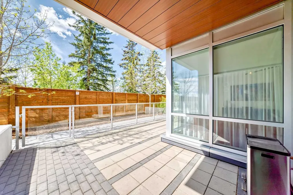 8505 Broadcast Avenue SW Calgary AB T3H 6B5