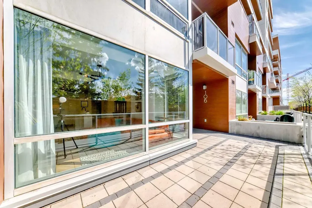8505 Broadcast Avenue SW Calgary AB T3H 6B5