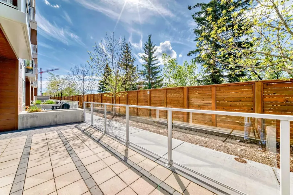 8505 Broadcast Avenue SW Calgary AB T3H 6B5