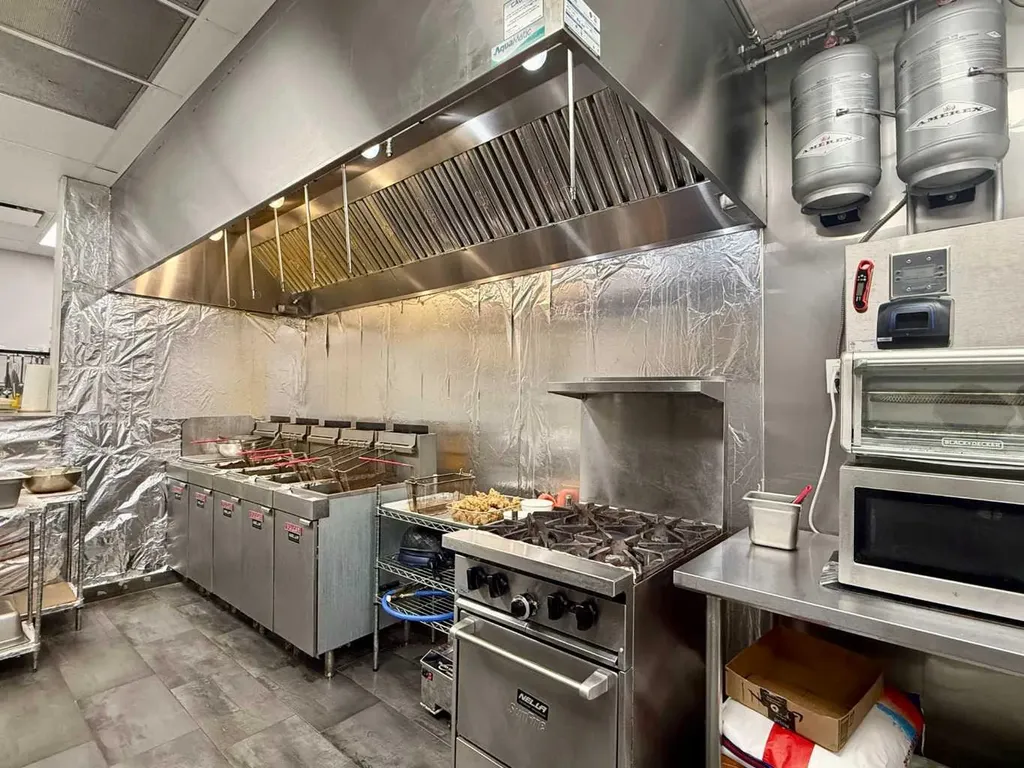 3304 64 Street Calgary AB T1Y 5R4